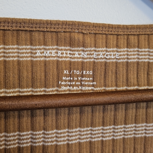 American Eagle Baby Tee - Picture 2 of 6